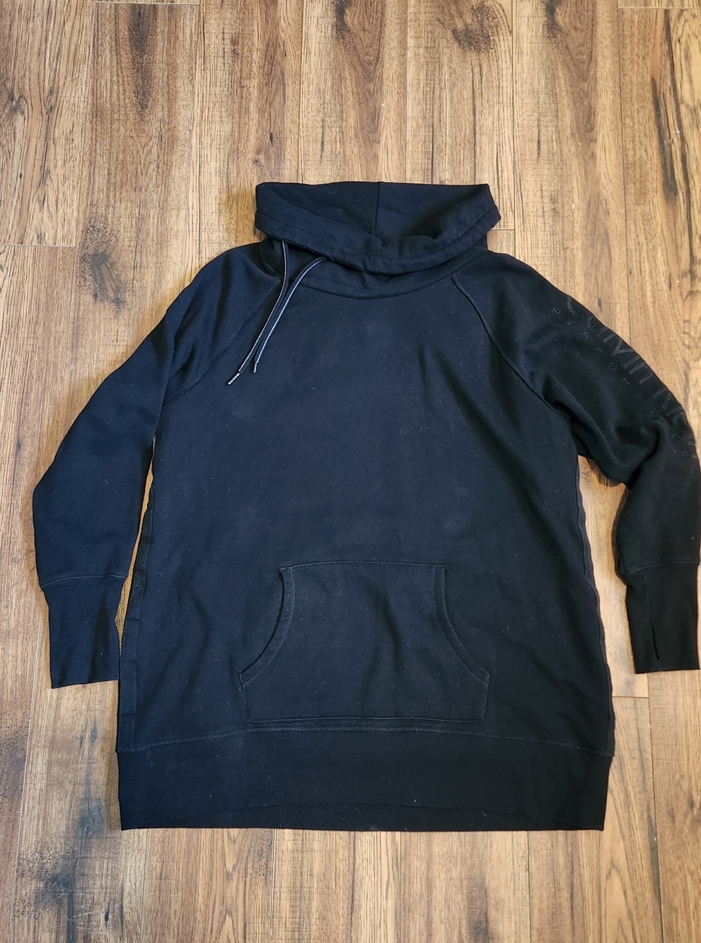 Women's Black Pullover Hoodie Sweatshirt